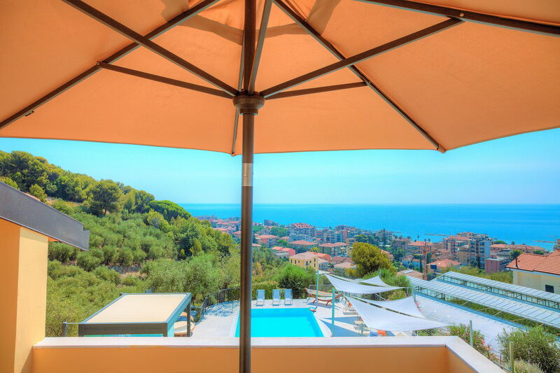 Villa Il Poggiolo Apartments - Diano Marina