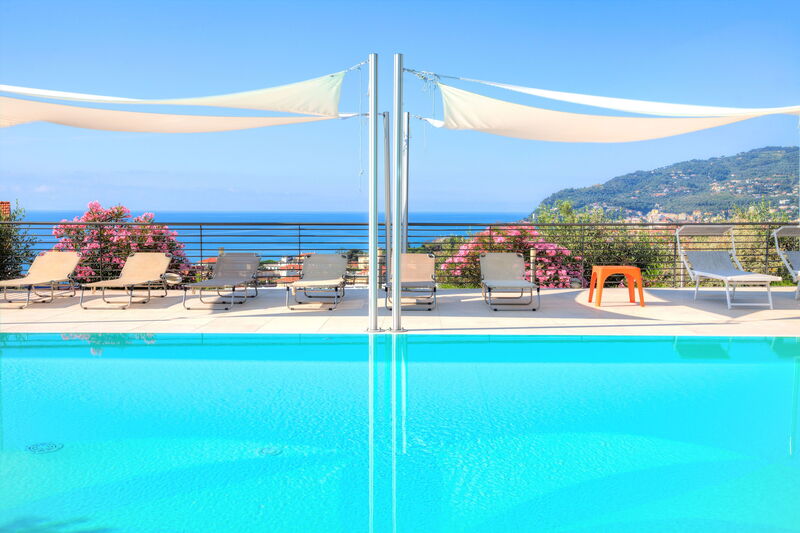Villa Il Poggiolo Apartments - Diano Marina