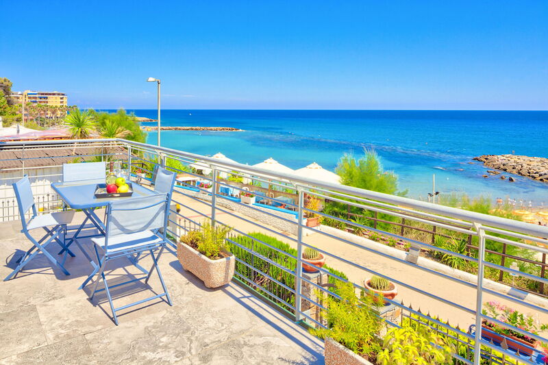 Villa Lucrezia - San Lorenzo Al Mare